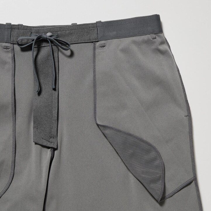 pantaloni da uomo uniqlo smart ultra stretch grigi alla caviglia