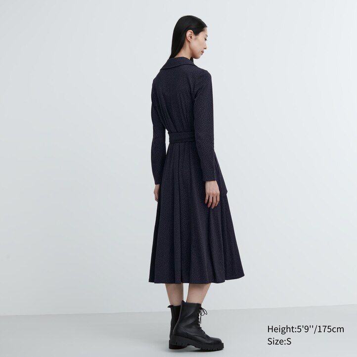 abito da donna uniqlo marrone con maniche stampate