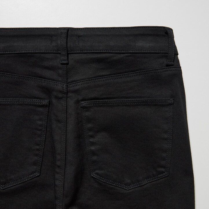 jeans da donna uniqlo ultra stretch a vita alta e vestibilità attillata blu