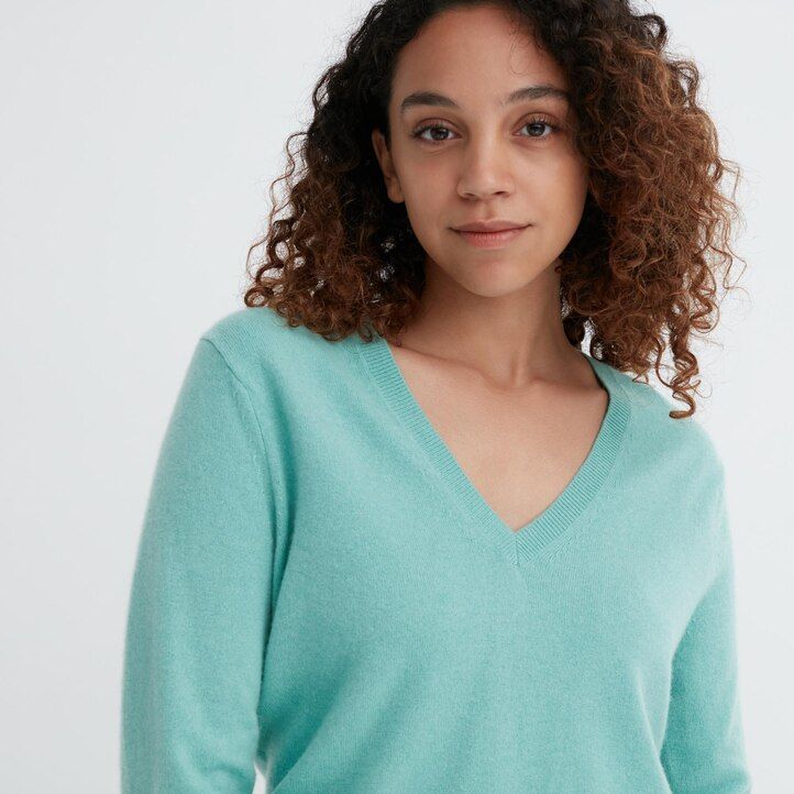 maglioni da donna con scollo a v uniqlo 100 in misto lana rosa