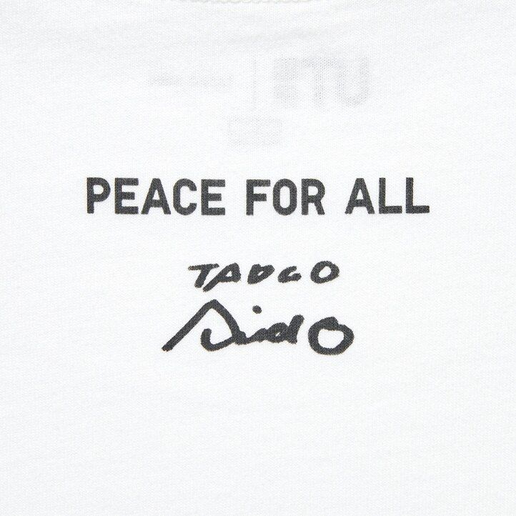 t-shirt da donna uniqlo peace for all graphic tadao ando bianche