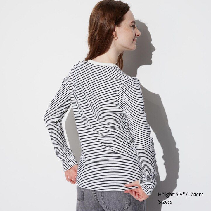 magliette da donna uniqlo bianche a maniche lunghe con scollo rotondo e righe a coste morbide