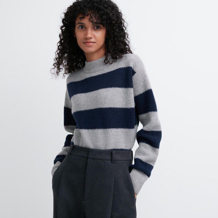 top da donna uniqlo in jersey spazzolato grigio scuro con gamba larga e plissettature